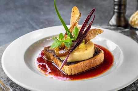 Fois gras & confit d'oignons à l'érable